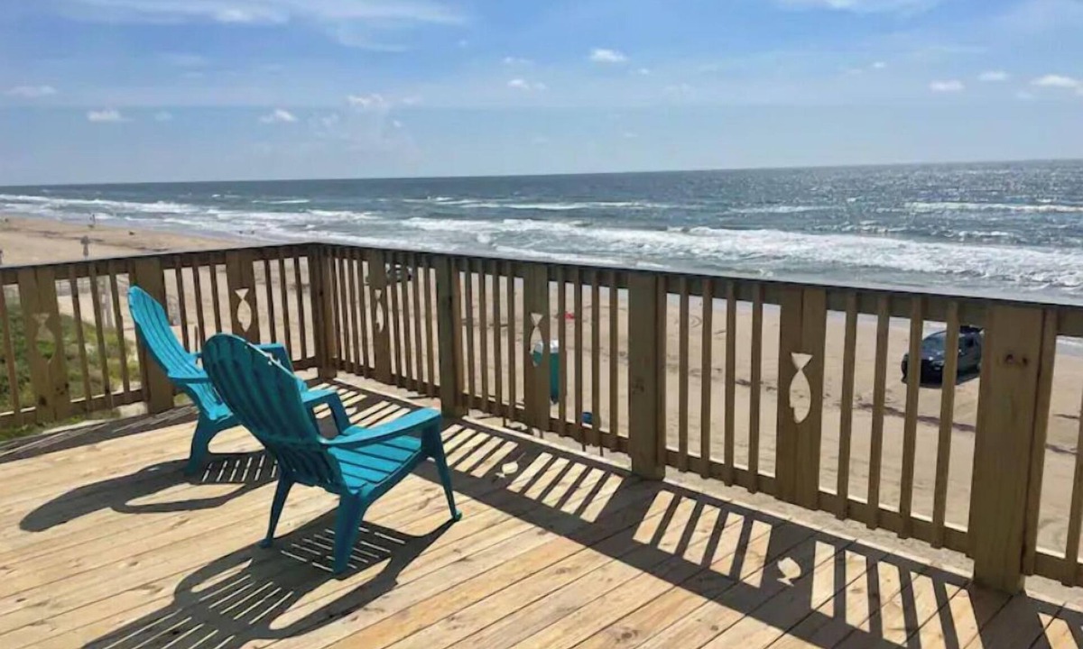 Surfside Beach House | Beachfront Luxe! Recent Build! On Sand Pet Friendly! Ocean Front! Restaurants!