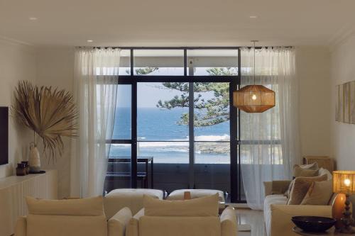 Dee Why Apartment | Beachfront Paradise