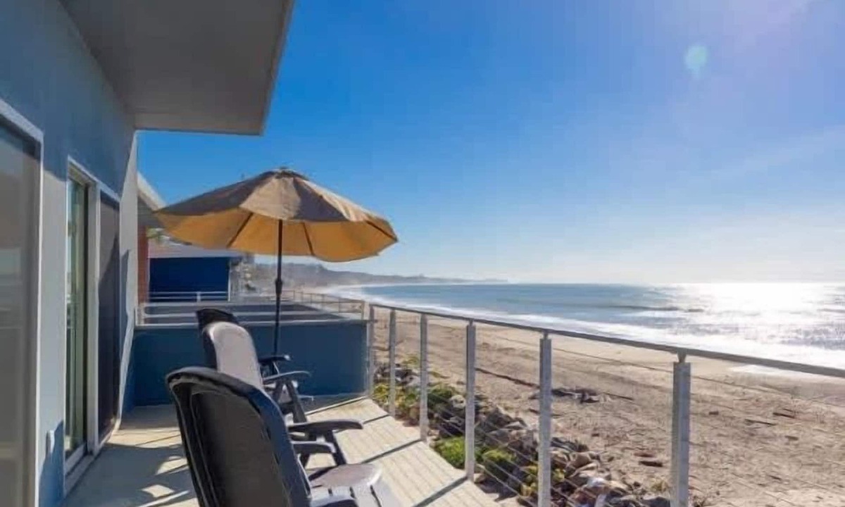 Rio del Mar House | Beachfront Rio Del Mar Home - 5 bedrooms!