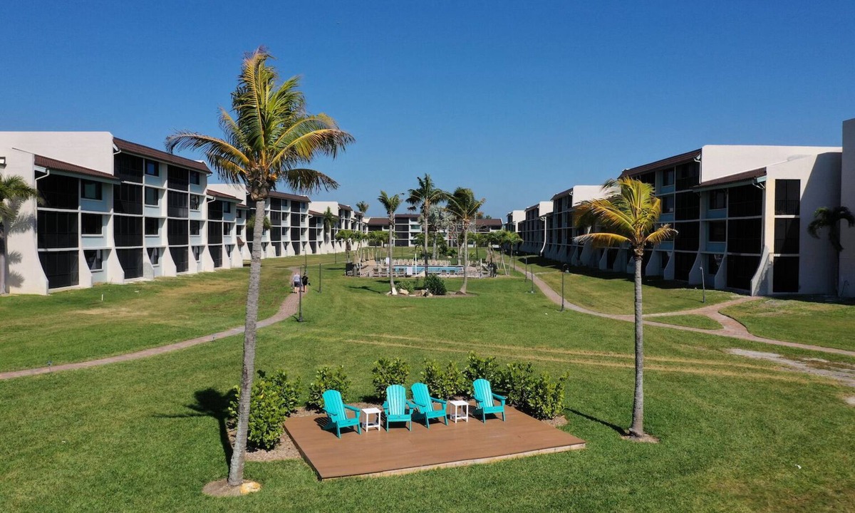 Sanibel Condo | Beachfront Sanibel Condo