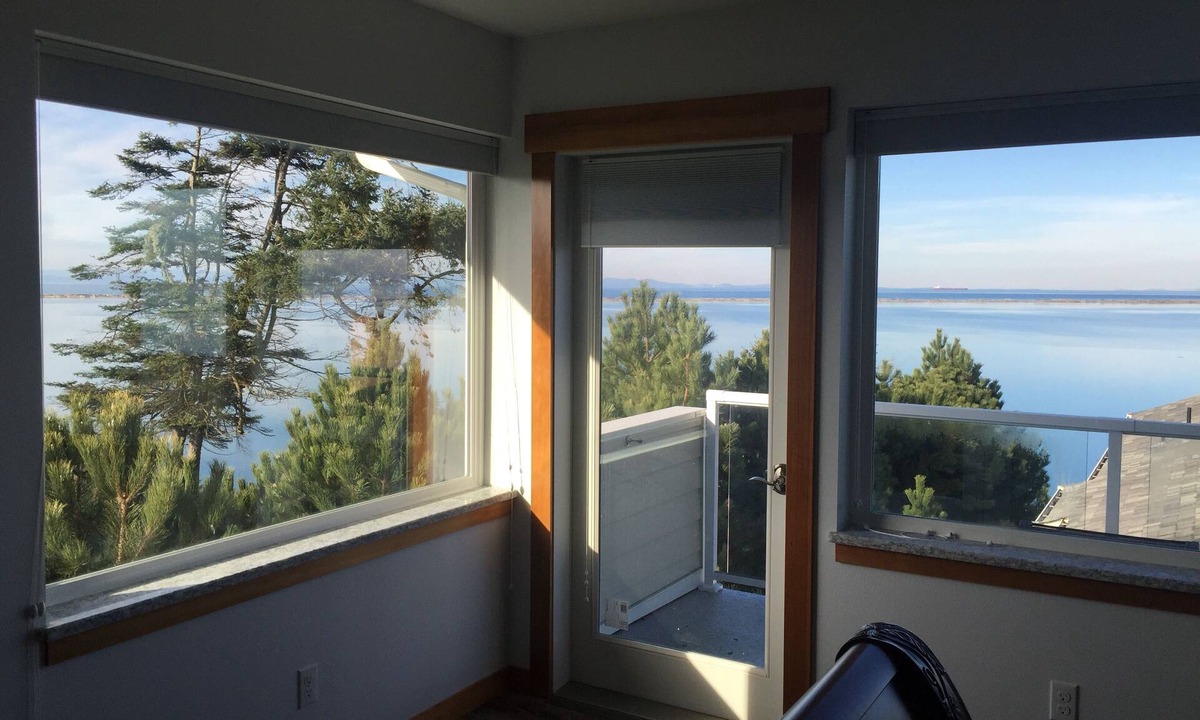 Sequim Bed & Breakfast | Beachfront Sunset Room 2 @ Banana Belt Dreams