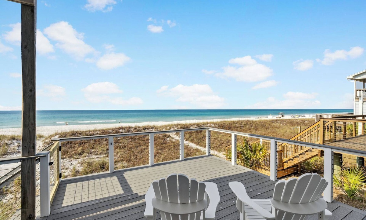 Laguna Beach Estates House | Beachfront Townhome! West End PCB. 3 Bedrooms Sleeps 10!