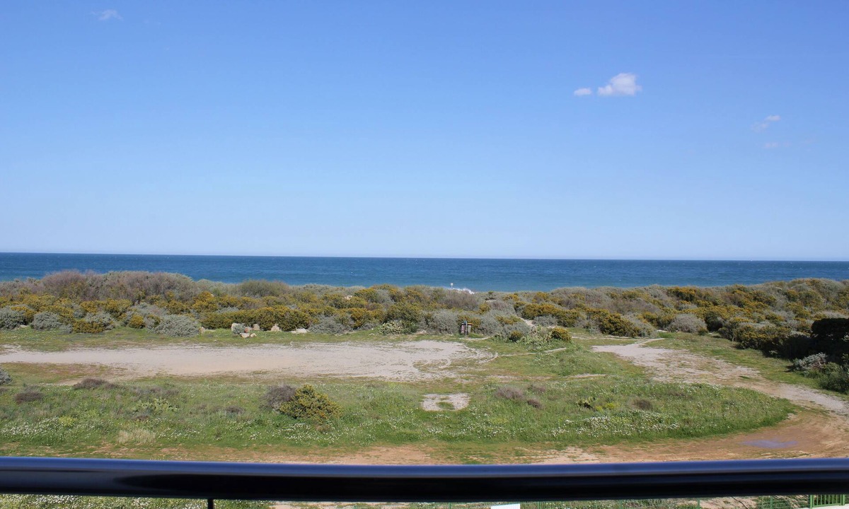 Saint-Cyprien Plage Villa | Beachfront villa, 10 pers. 3 stars, in Saint Cyprien Wi-fi air-conditioning