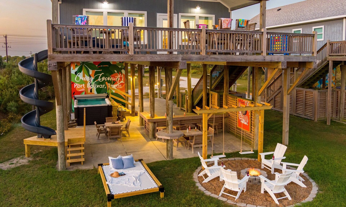 Port Bolivar House | Beachfront w/Modern Interior, Swim Spa, Yard Games & Fire Pit