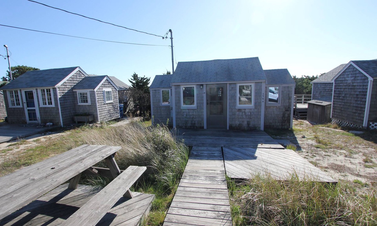 East Sandwich Cottage | Beachland 14 - Cozy studio cottage, steps to E. Sandwich beach