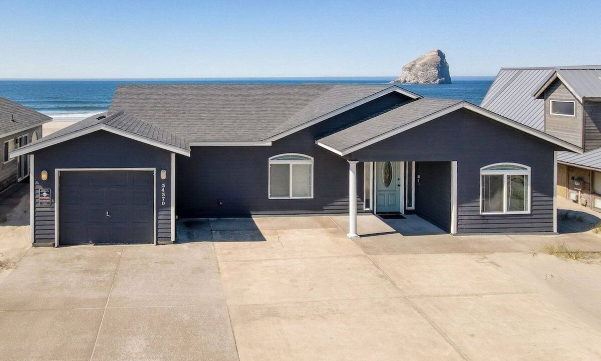 Kiwanda Shores House | Beachlandia! 4 beds. Hot tub. Oceanfront!