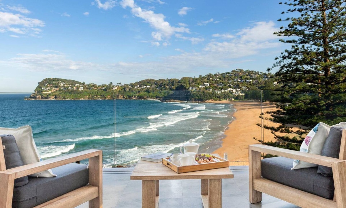 Whale Beach House | BEACHSIDE by Palm Beach Holiday Rentals