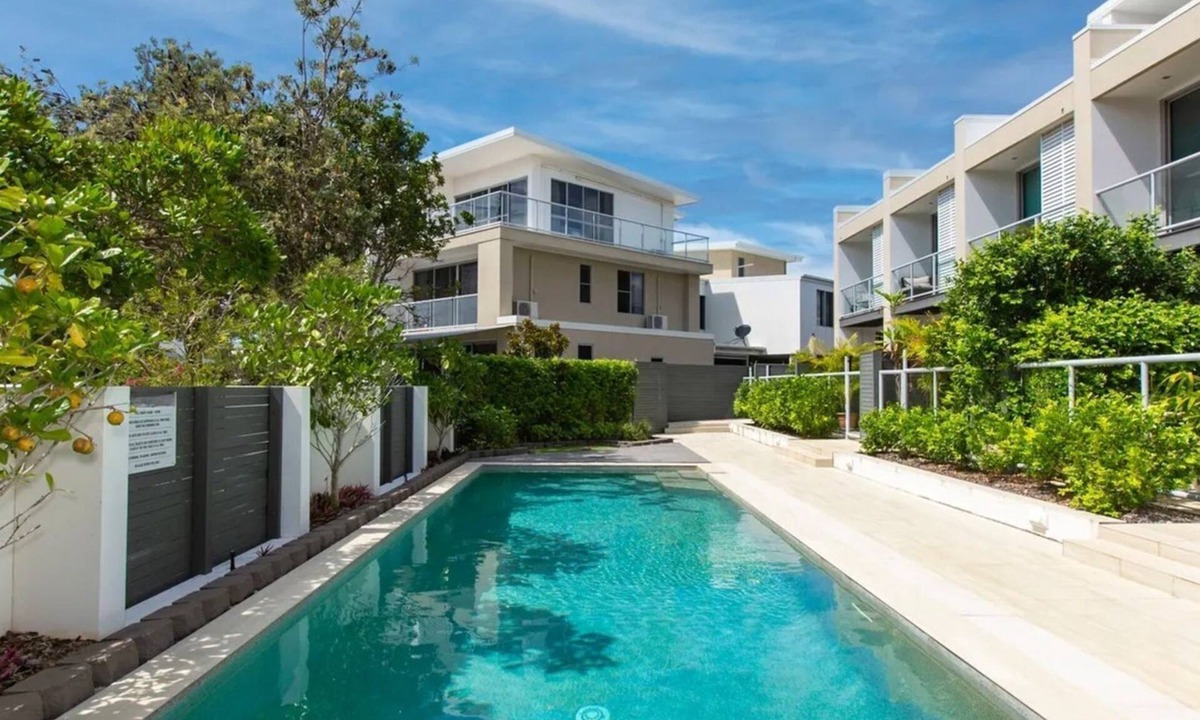 Casuarina House | Beachside Haven Modern Townhouse with Pool