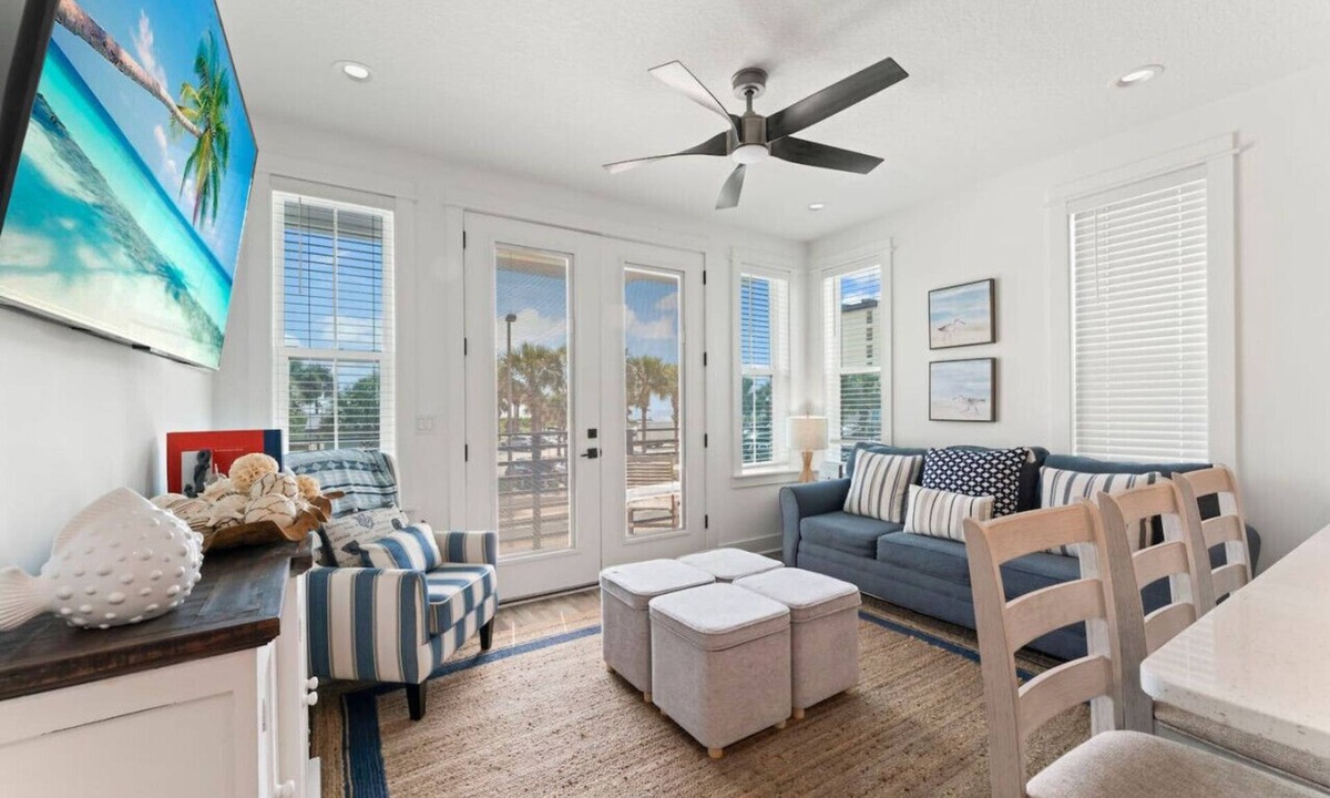 Jacksonville Beach House | Beachside Home: 3 En Suites, Views, Bikes, Firepit