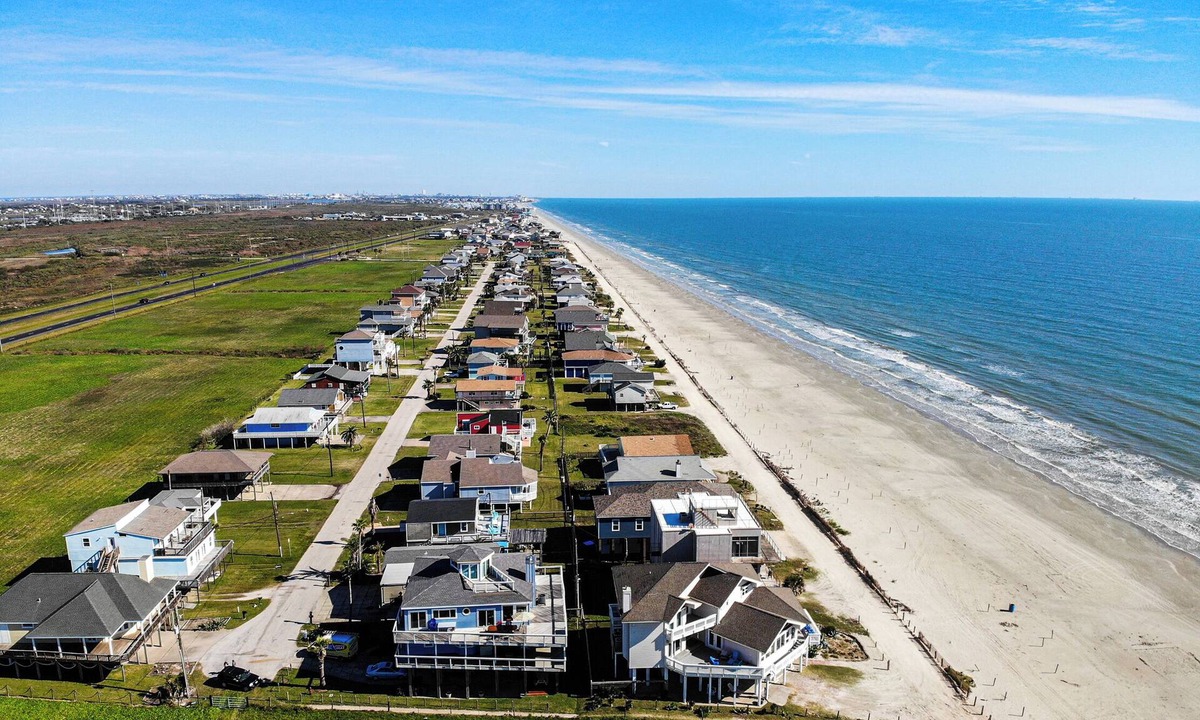 Bermuda Beach Cottage | Beachside Pearl by Ryson Vacation Rentals