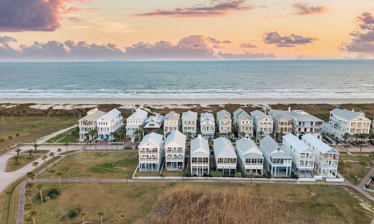 Galveston House | Beachtown - STEPS FROM BEACH - 1 Story + Elevator + Golf Cart + Pet Friendly!