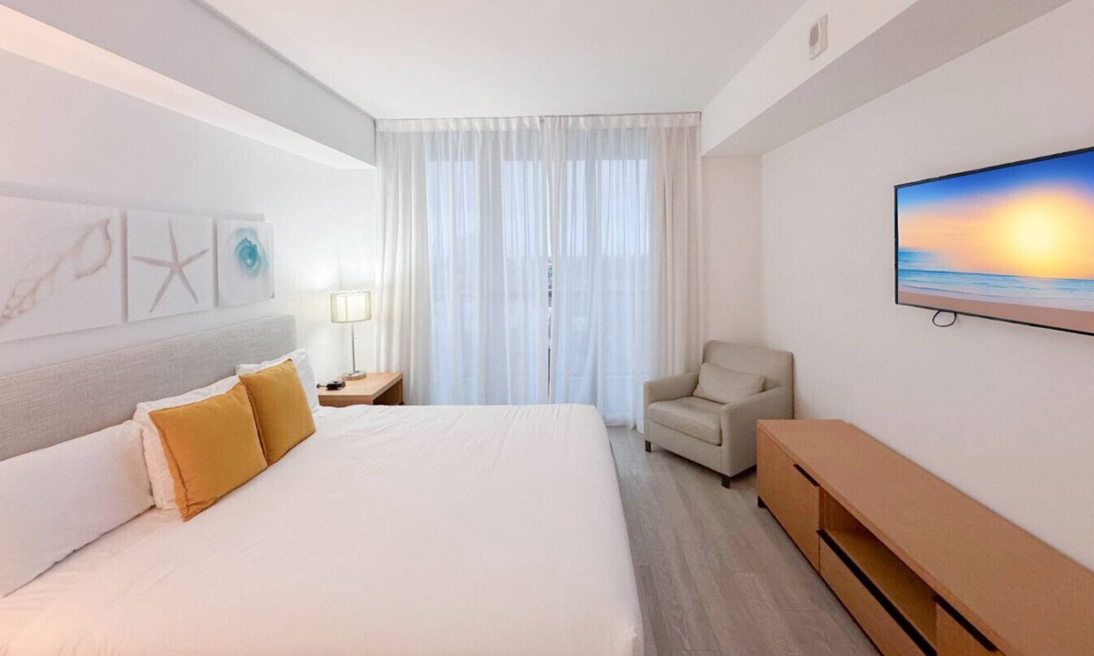 Hallandale Beach Apartment | Beachwalk 1BedRoom Dream