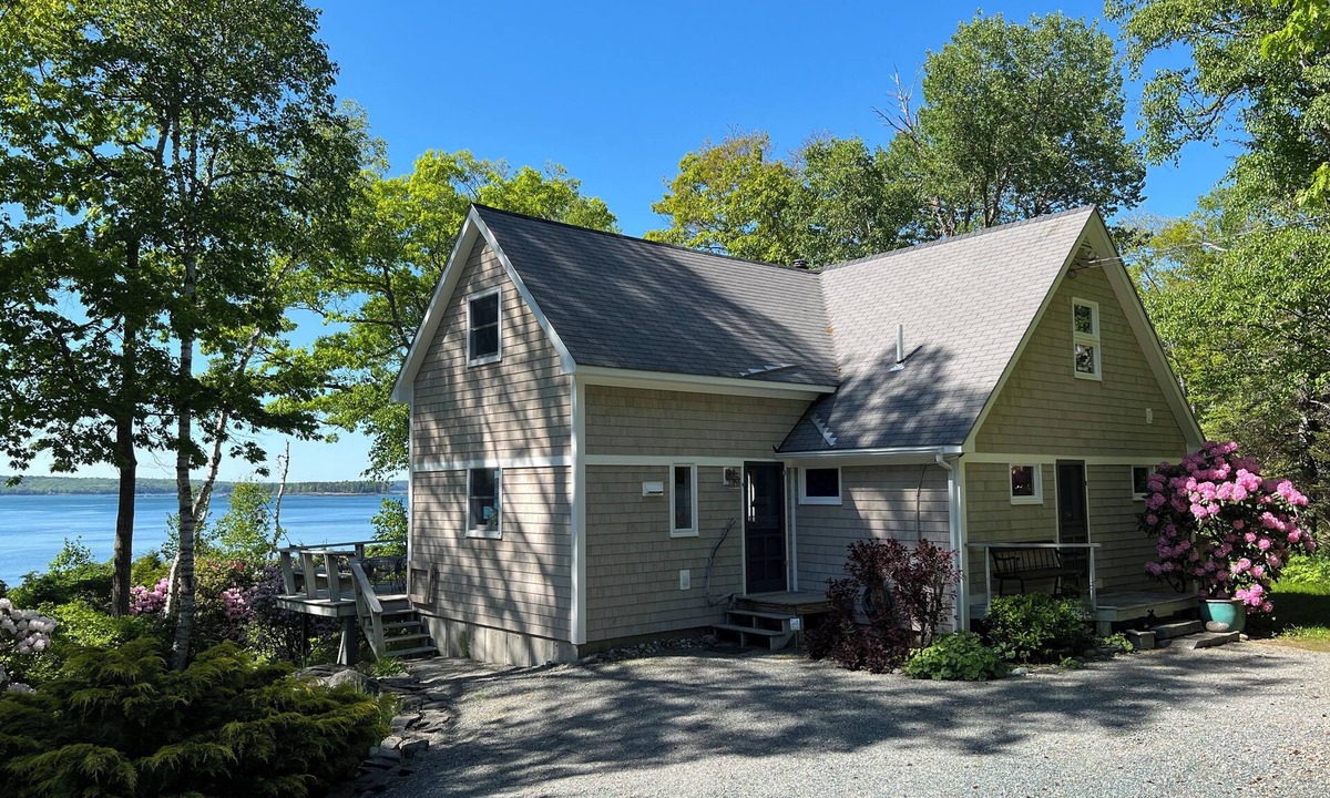 Sorrento House | Beachwalk. A beautiful home in Sorrento, Maine