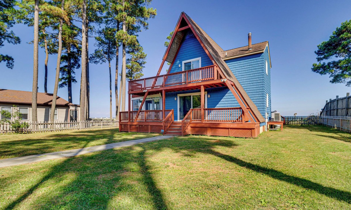 Point Lookout House | Beachy Maryland A-Frame: Steps to Chesapeake Bay!