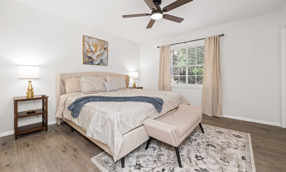 Glen Iris Apartment | Beacon Grove Retreat – Patio Washer/Dryer WiFi