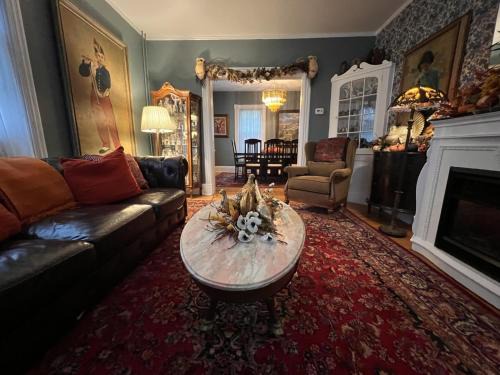 Beacon Bed & Breakfast | Beacon Hermitage