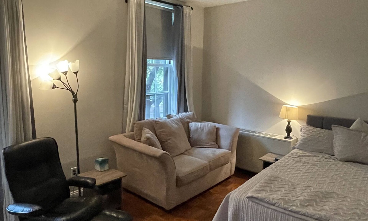 Beacon Hill Condo | Beacon Hill Studio Condo steps from MGH