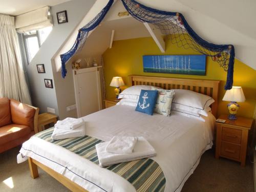 Brixham Bed & Breakfast | Beacon House B&B Brixham