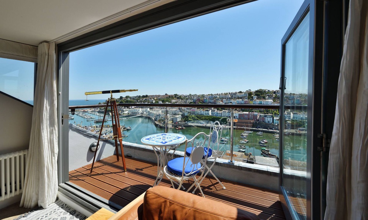 Brixham Bed & Breakfast | Beacon House