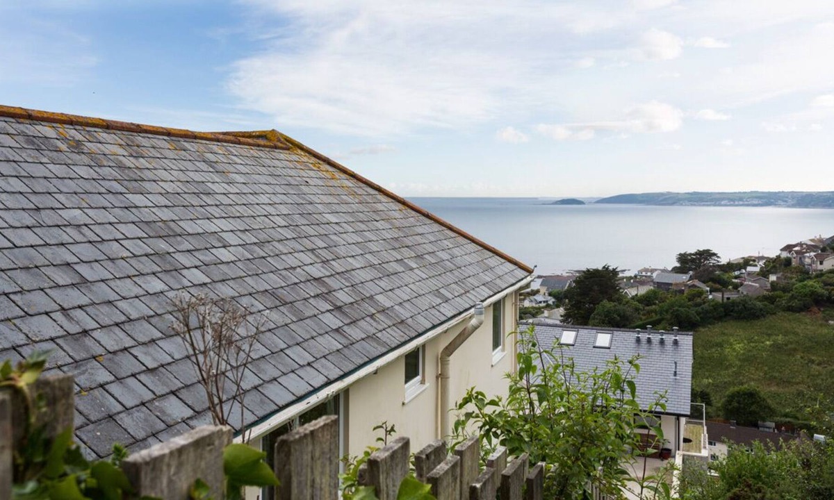 Torpoint Villa | Beaconview Beach House