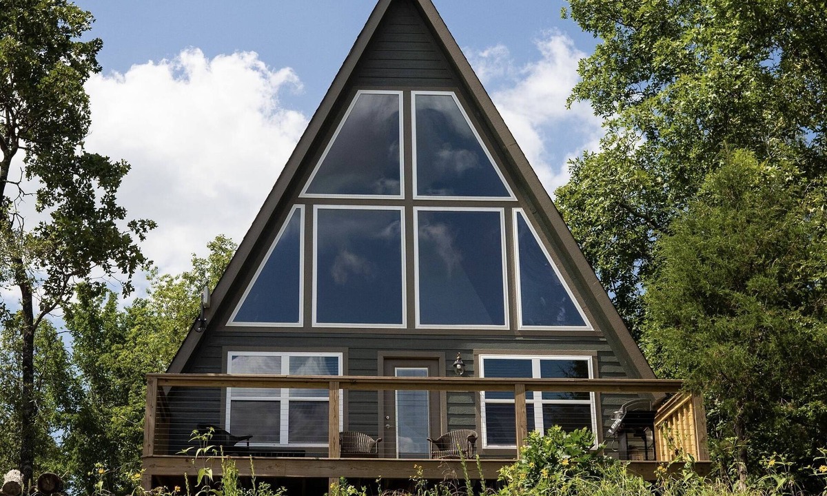Morrilton Cabin | Bear Cave Modern A-frame Petit Jean Mountain