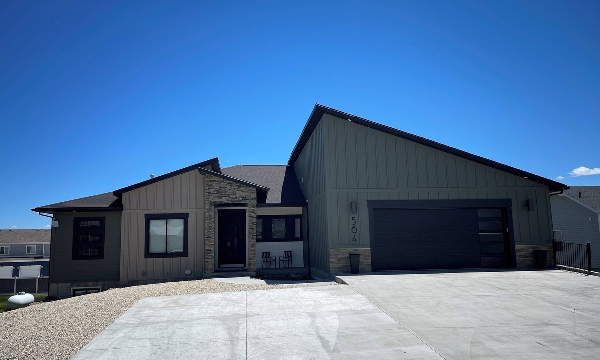 Garden City House | Bear Lake Family/Group Retreat - Sleeps 40