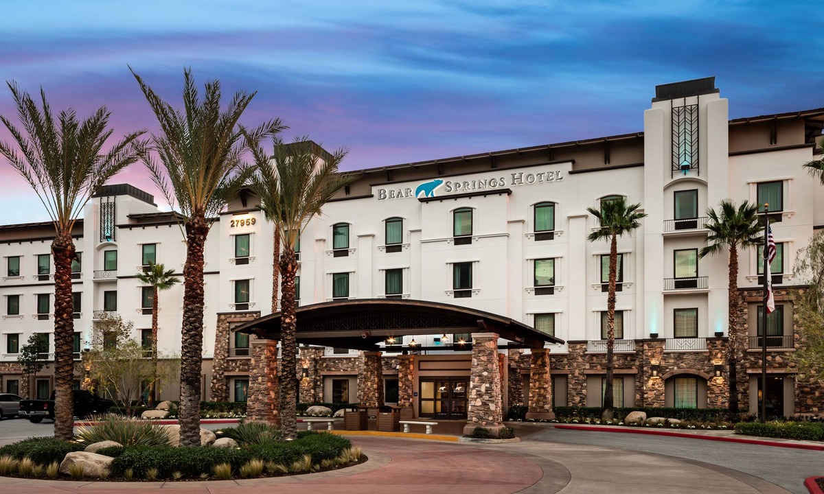 Highland Hotel | Bear Springs Hotel