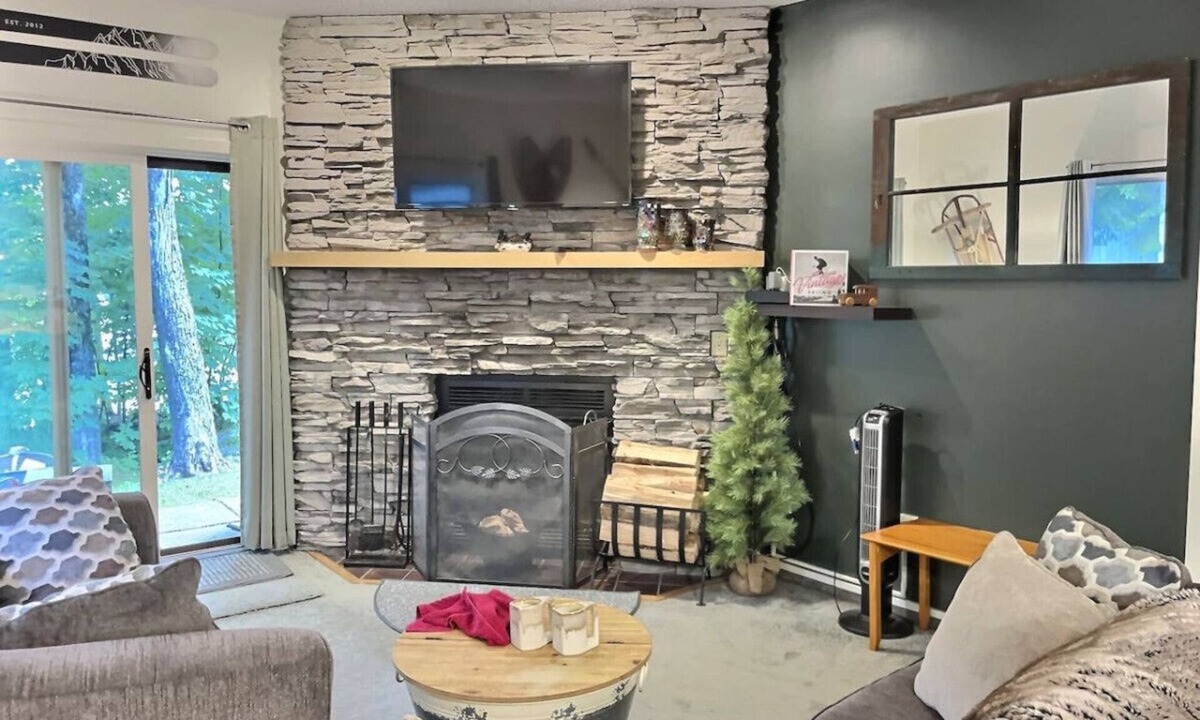 Killington House | Bearmont- Pool, HotTub, Fireplace