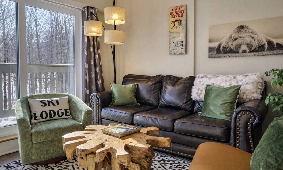 Killington Condo | BearTrax- Pool, Hot tub, Gym, Sauna