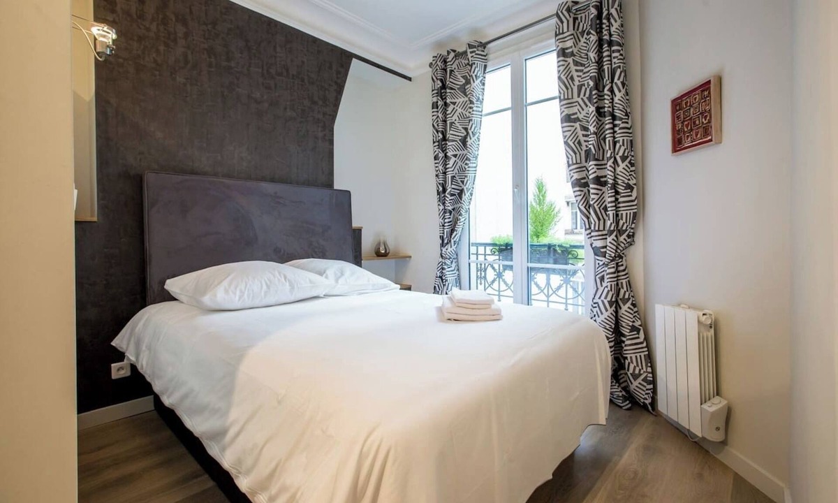 Montparnasse Apartment | Beau 2 Pieces Artiste near Saint Germain