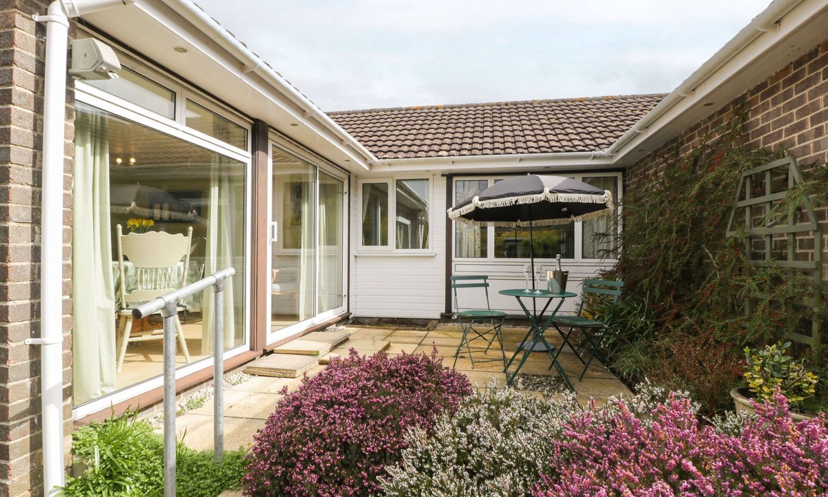 Cerne Abbas Cottage | Beau Hideaway