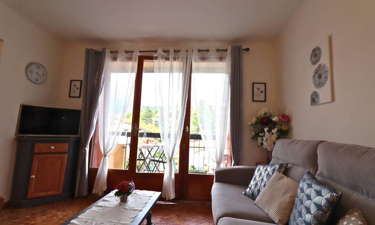 Vernet-les-Bains Apartment | BEAU T2 AVEC TERRASSE GARAGE ET VUE DEGAGEE A VERNET LES BAINS