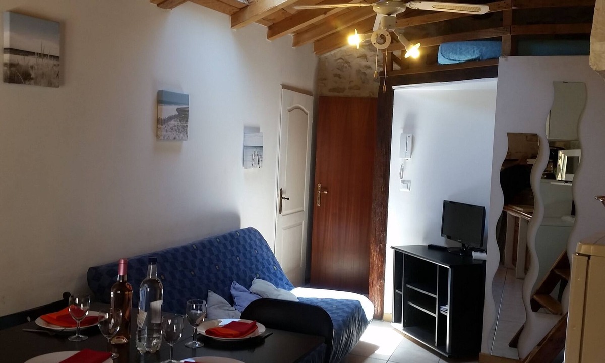 Arles House | Beau T2 Plein downtown
