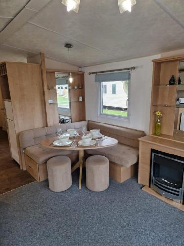 St Margaret's at Cliffe Apartment | Beautiful Caravan Phoenix