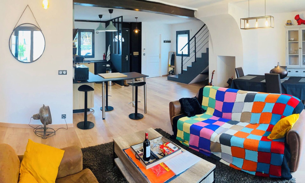 Cenon House | beautiful house with jacuzzi !