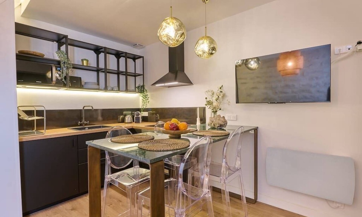 Veneux-les-Sablons Apartment | ★ Beautiful Duplex Design with private terrace - Ideally located