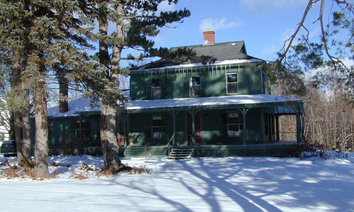 Bread Loaf Apartment | Beautiful 1 BDRM Overlooking Bread Loaf Campus