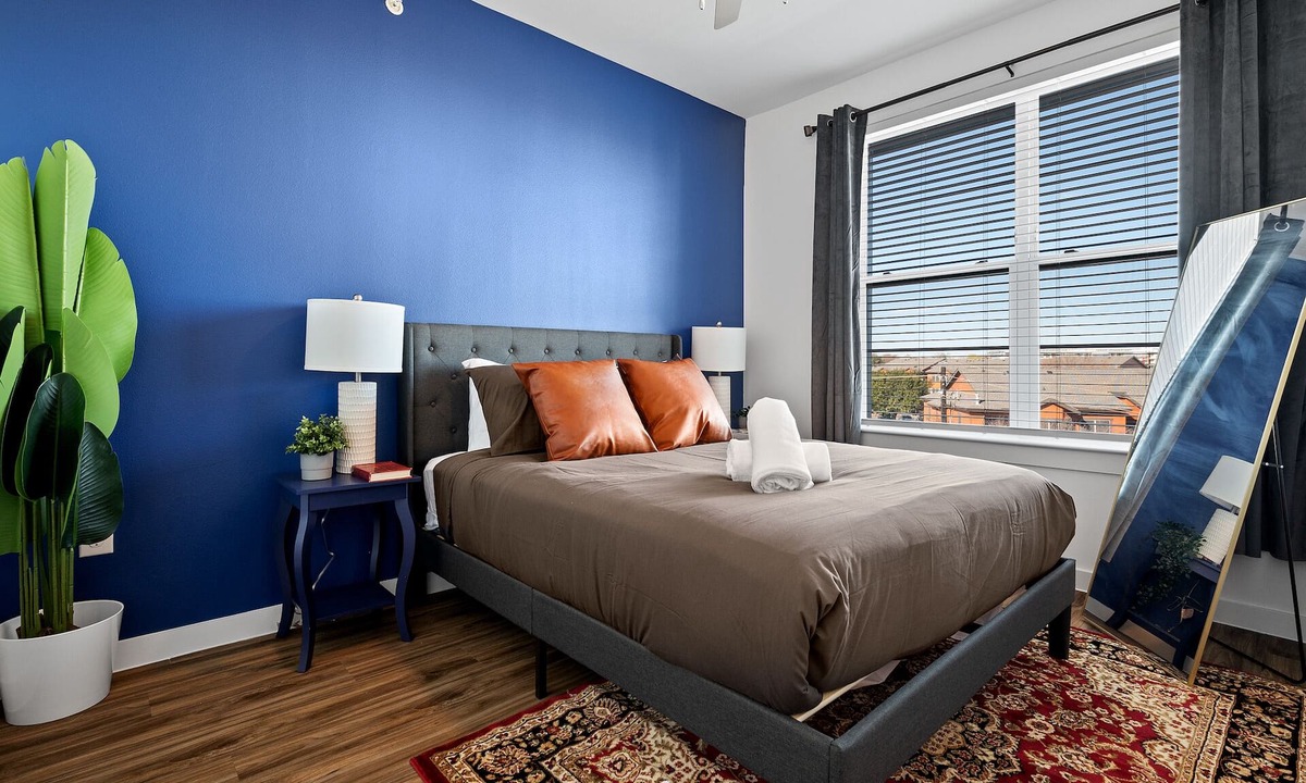 Riverside Apartment | Beautiful 1BR in Riverside 7453