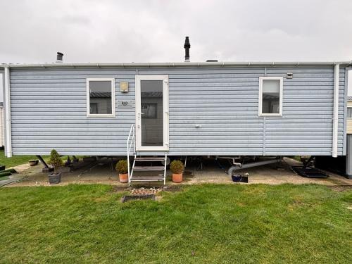 Leysdown-on-Sea Apartment | Beautiful 2 bedroom caravan , Leysdown