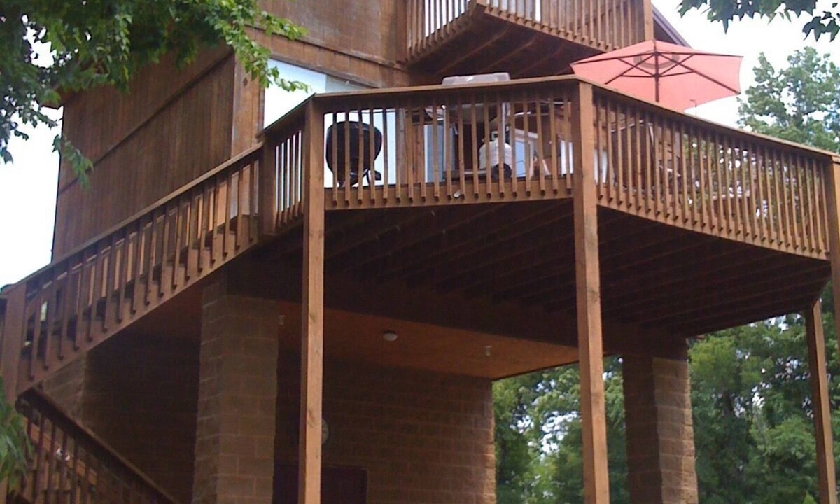 Doniphan Cabin | Beautiful 2 bedroom cabin 40 feet from scenic current river. Boat ramp access.