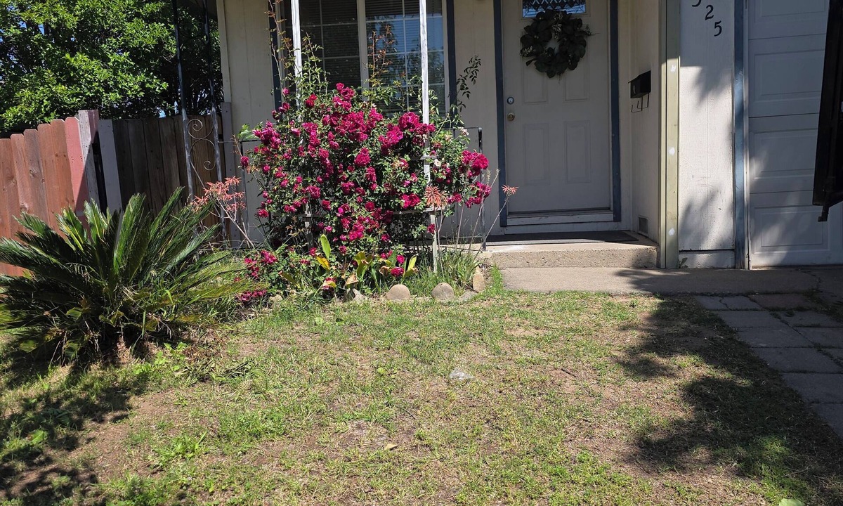 Foothill Farms House | Beautiful 2-bedroom building in charming Sacramento