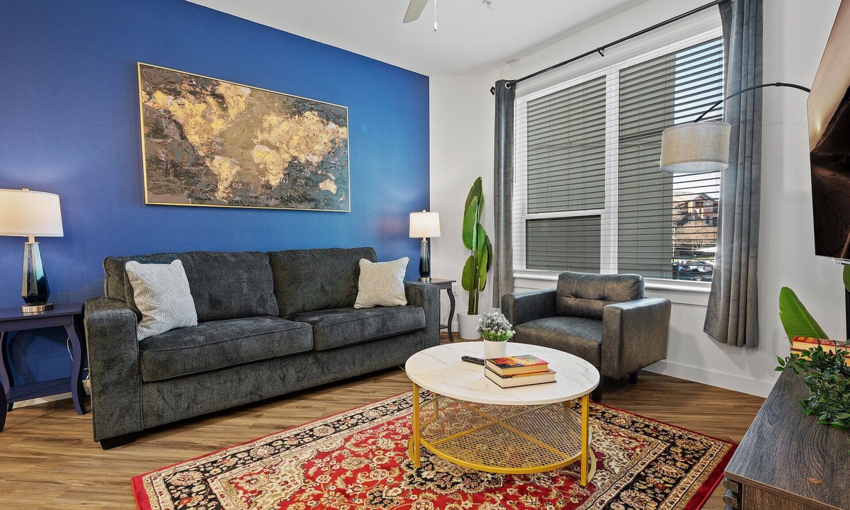 Riverside Apartment | Beautiful 2BR in Riverside 4293