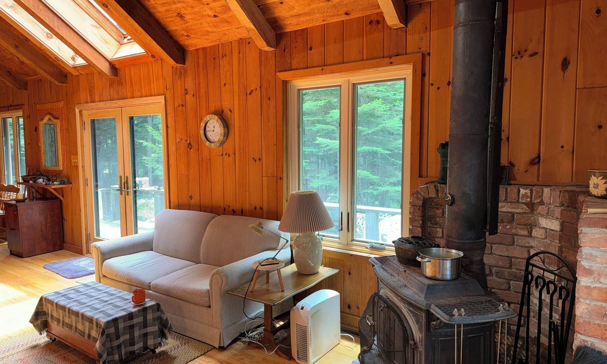 Long Lake House | Beautiful 3-bedroom estate in Long Lake perfect for relaxing getaway