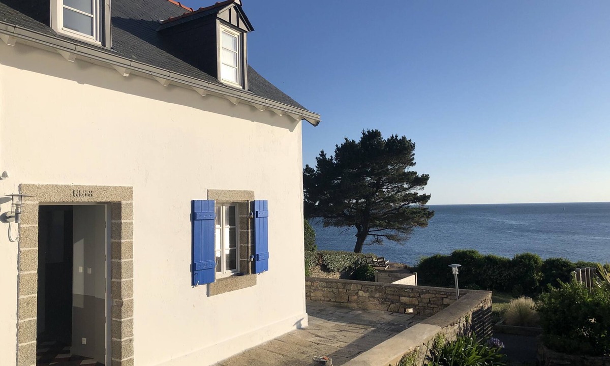 Concarneau House | beautiful 3 bedroom house,panoramic view, ocean access