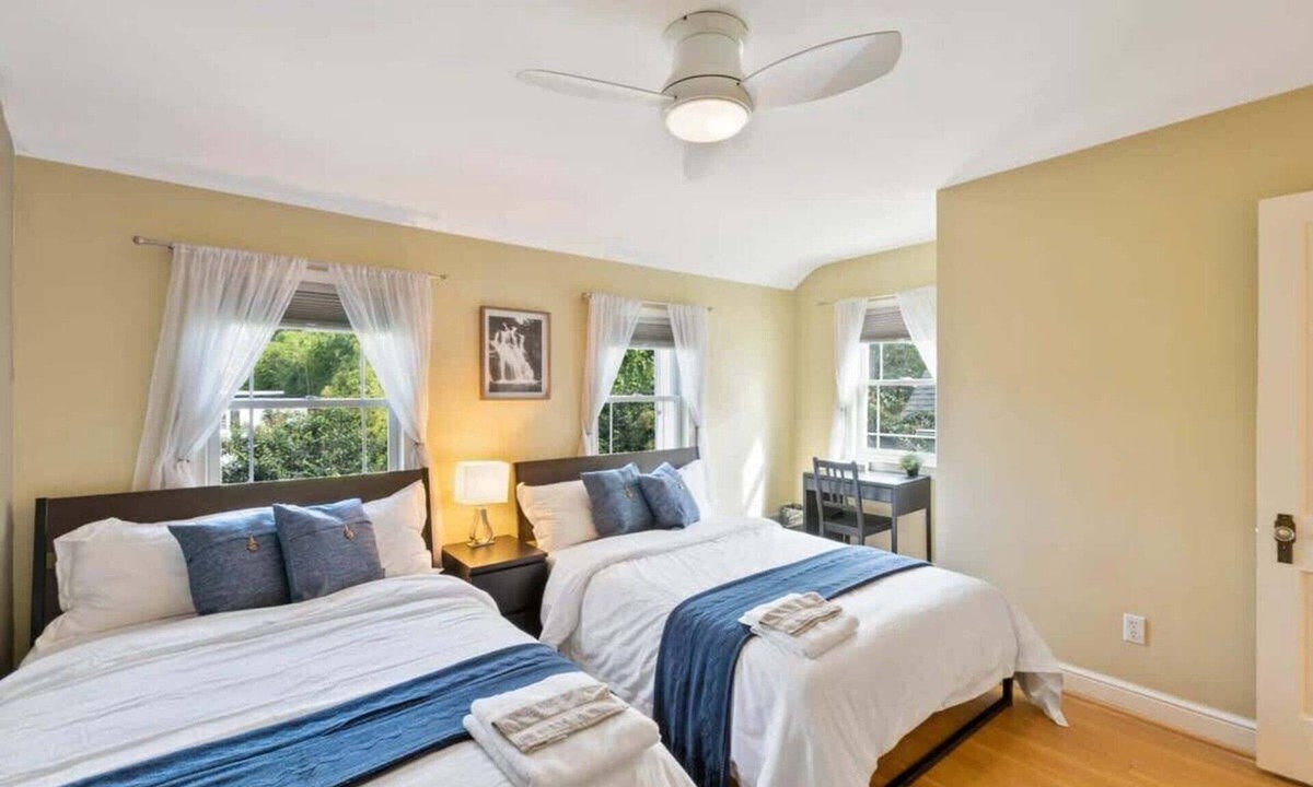 Del Ray Condo | Beautiful 3BR 2BA Colonial House by CozySuites