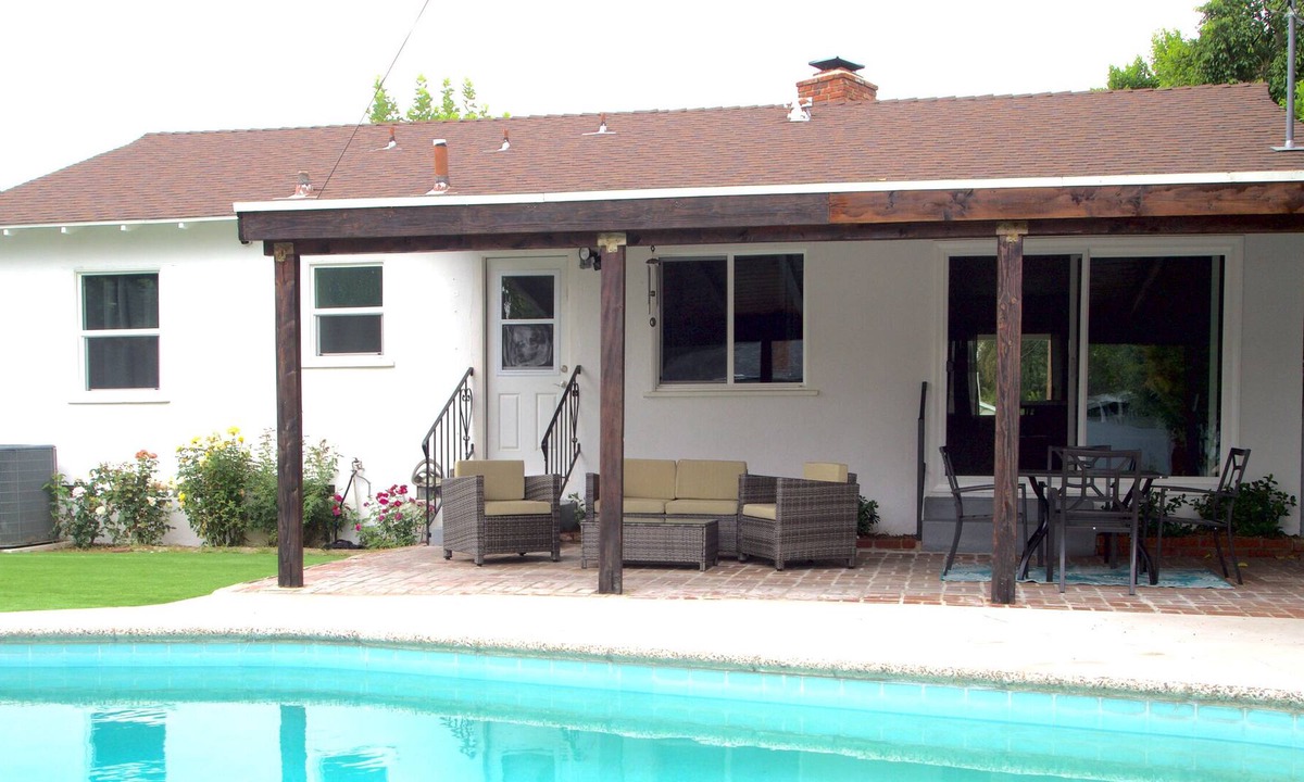 Lake Balboa House | Beautiful 3BR W/ Pool, Garage!