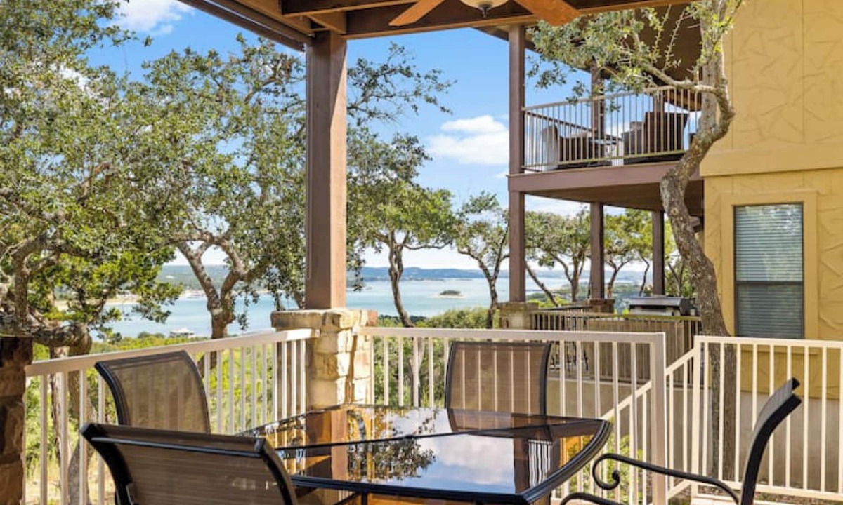 Jonestown House | Beautiful 4bdrm Home at Hollows - All Amenites