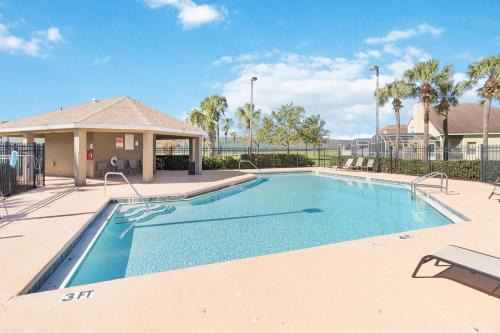 Lake Davenport Estates House | Beautiful 55 Bedroom Home!