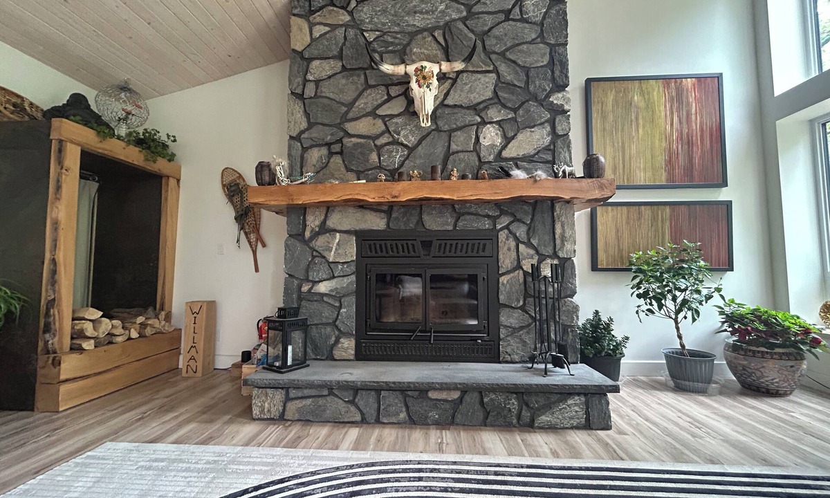Cooks Creek Other | Beautiful 7 Bedroom Home w/AC