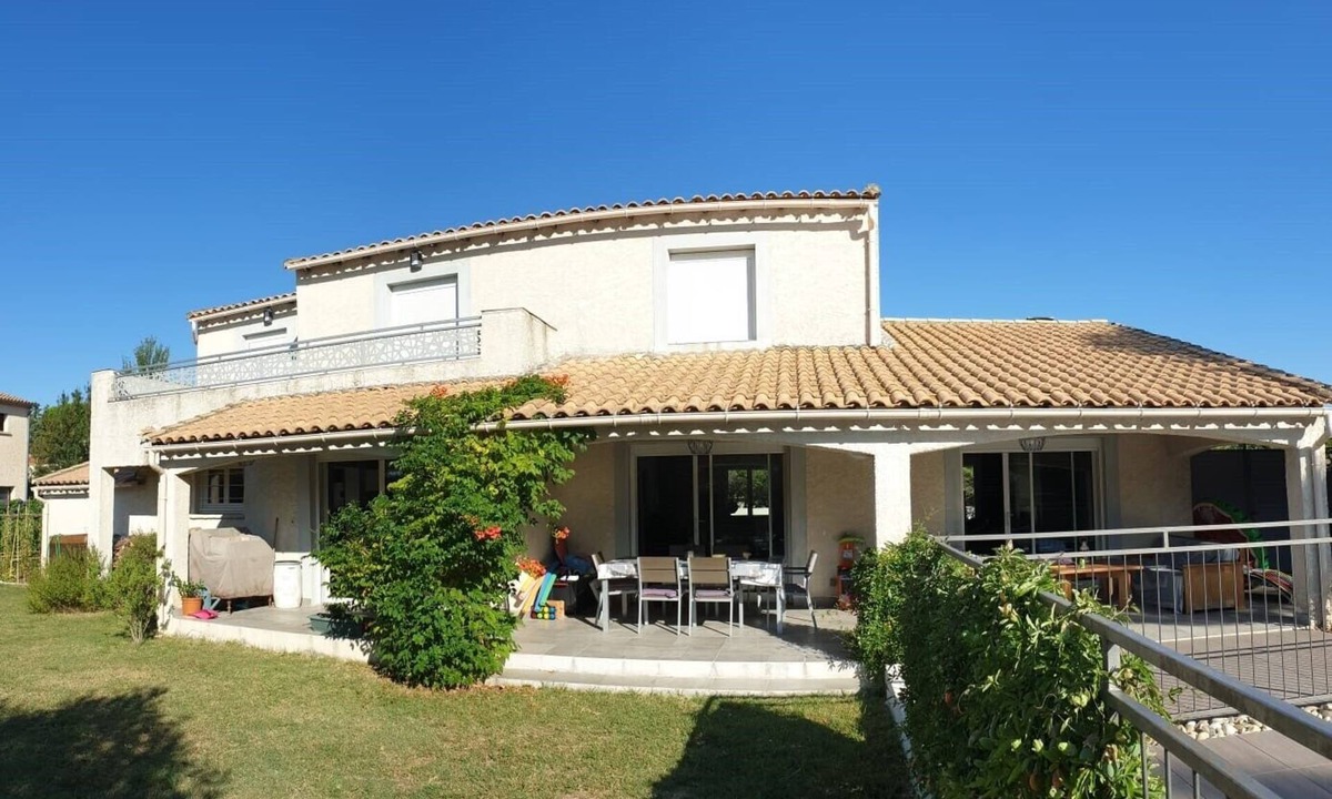 Prades-le-Lez Villa | Beautiful air-conditioned villa of 200m² north of Montpellier in residential area
